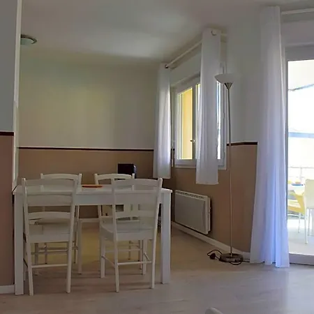 Hotel Adonis