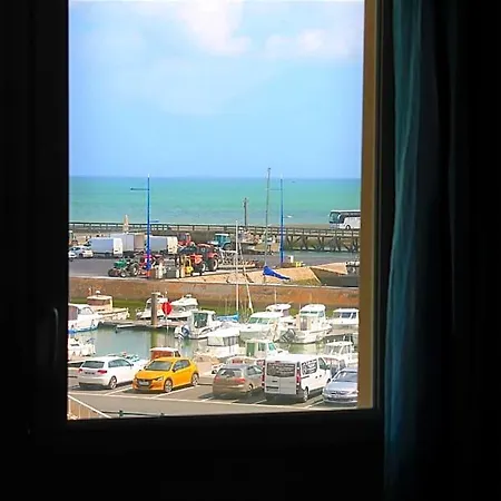 Hotel Adonis 3*